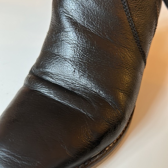 Urban Outfitters Heeled Black Booties - Picture 6 of 6